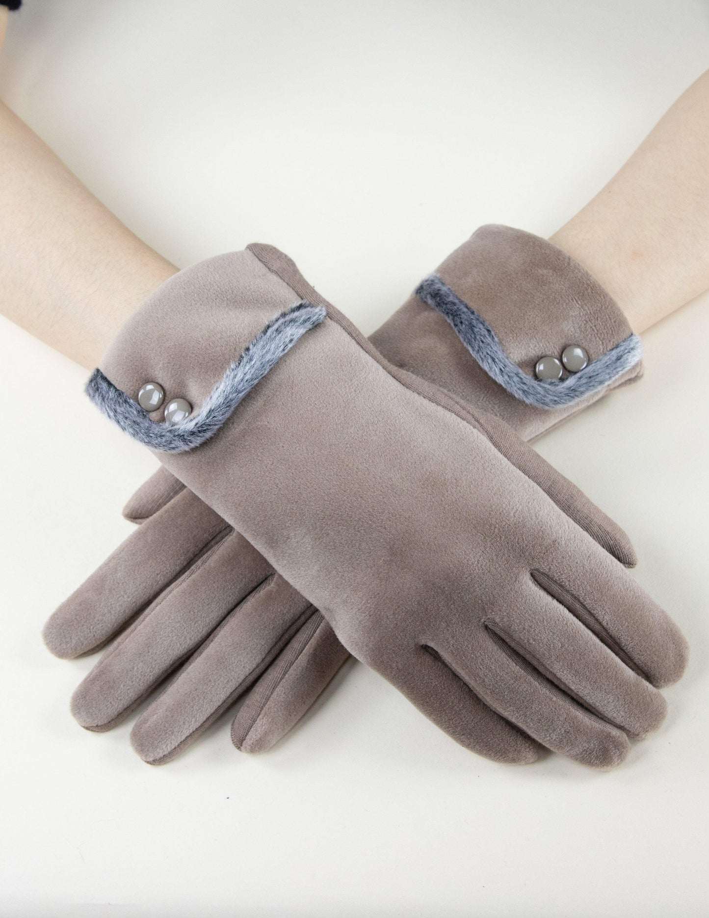 Comfy Velvet Gloves