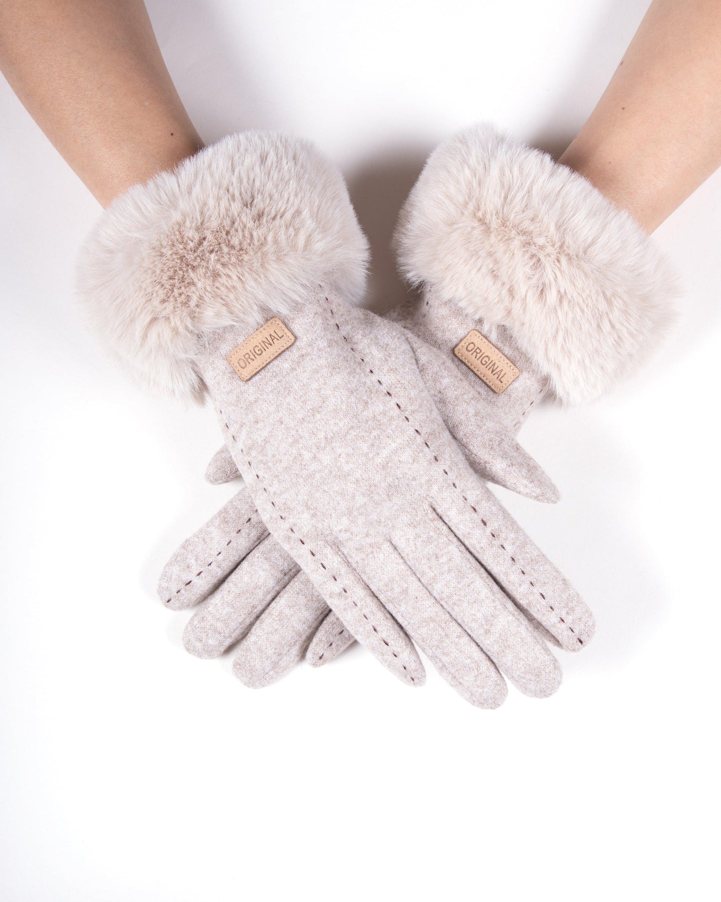 Pastel Tone Gloves Faux Fur Cuff Outline Stitch