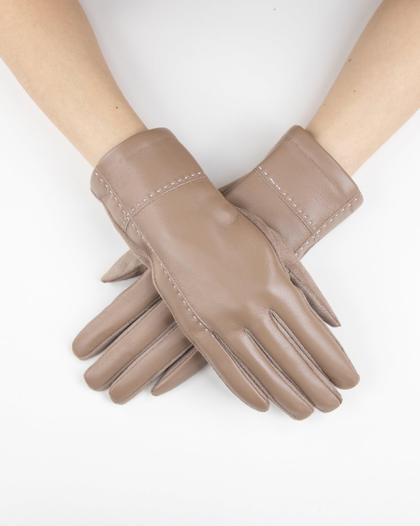 Faux Leather w/ Outseam Cross Stitch Gloves