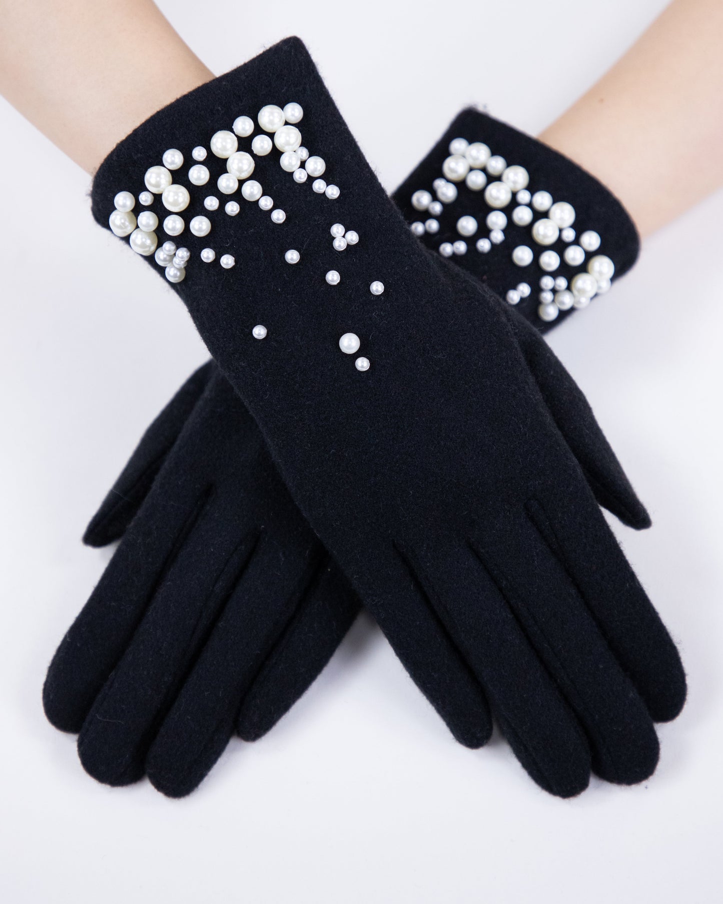 Wool Felted Gloves w/ Pearls  (TS)