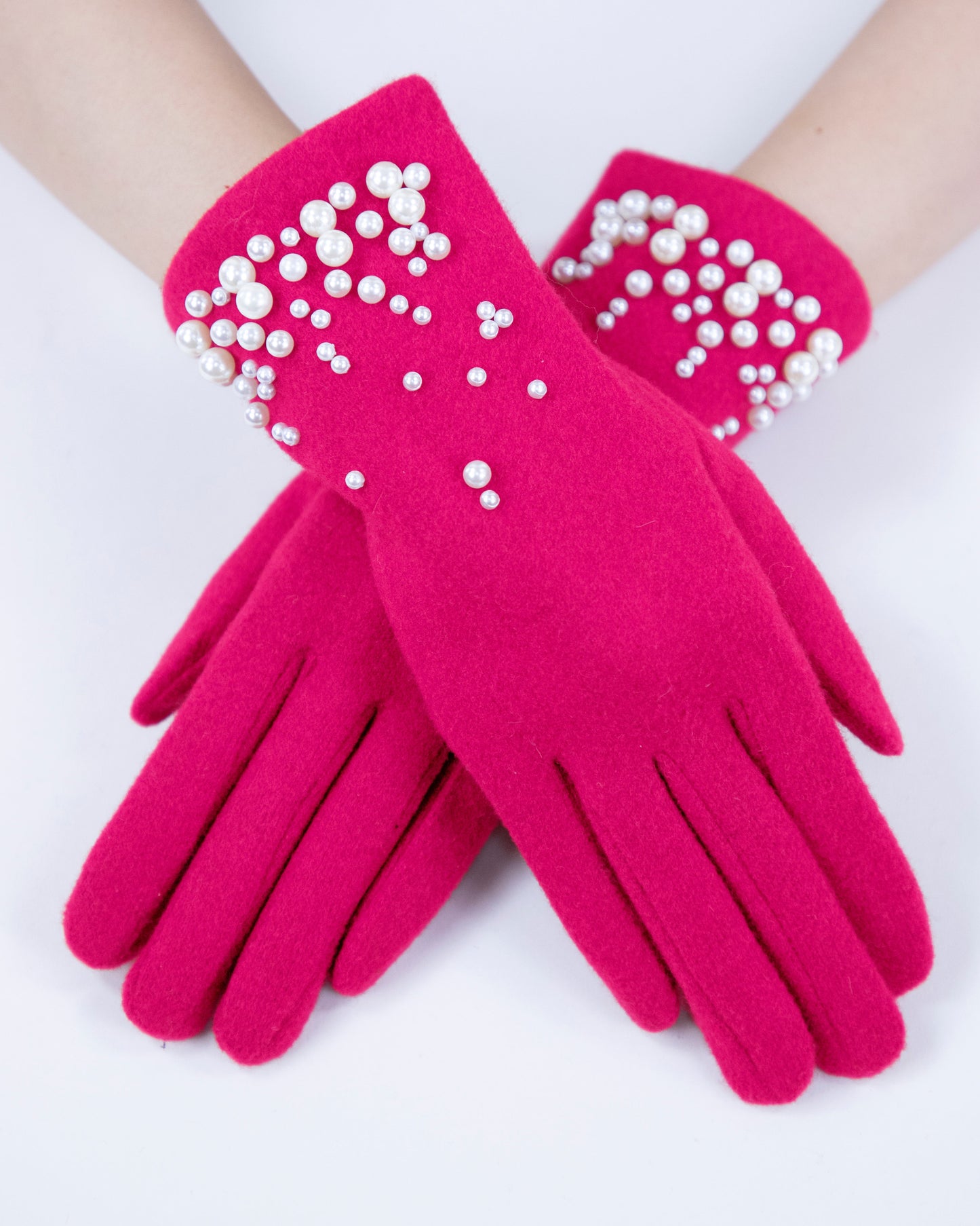 Wool Felted Gloves w/ Pearls  (TS)