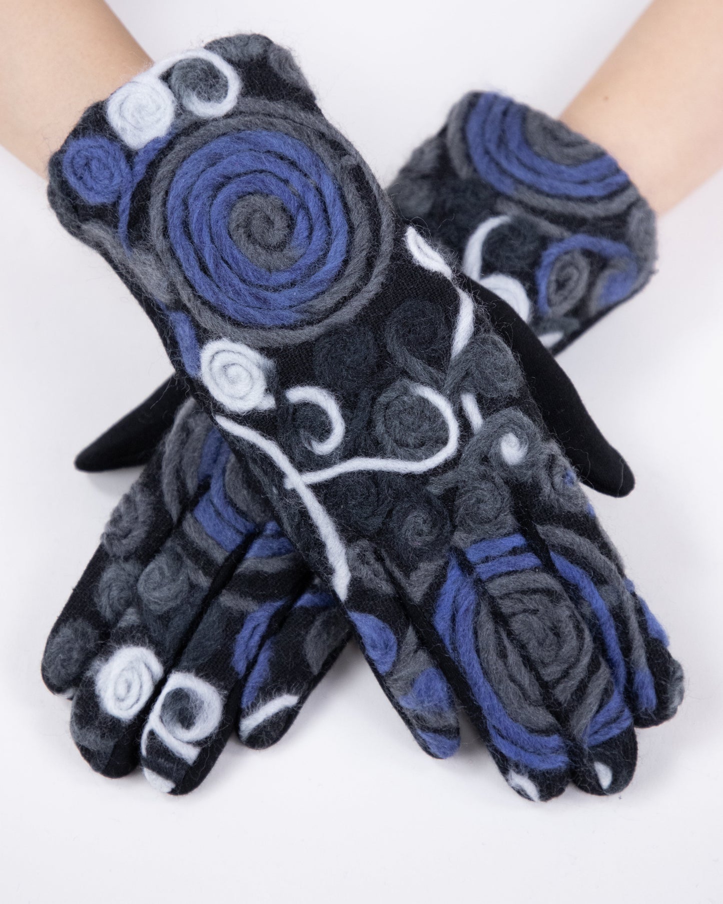 Colorful Yarn Embroidered Gloves (TS)