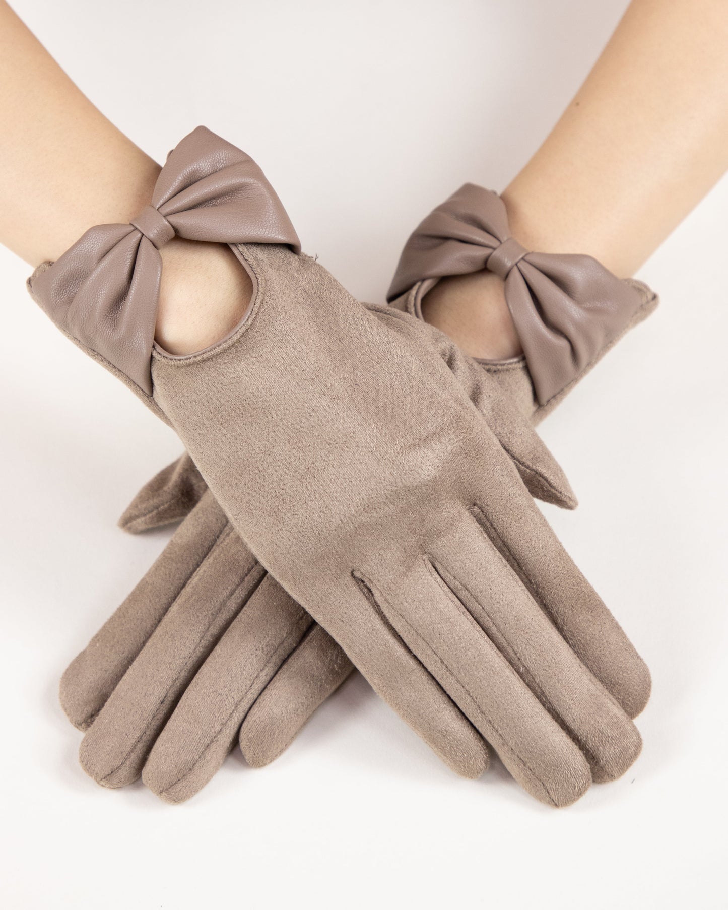 Bow Leatherette Touchscreen Gloves