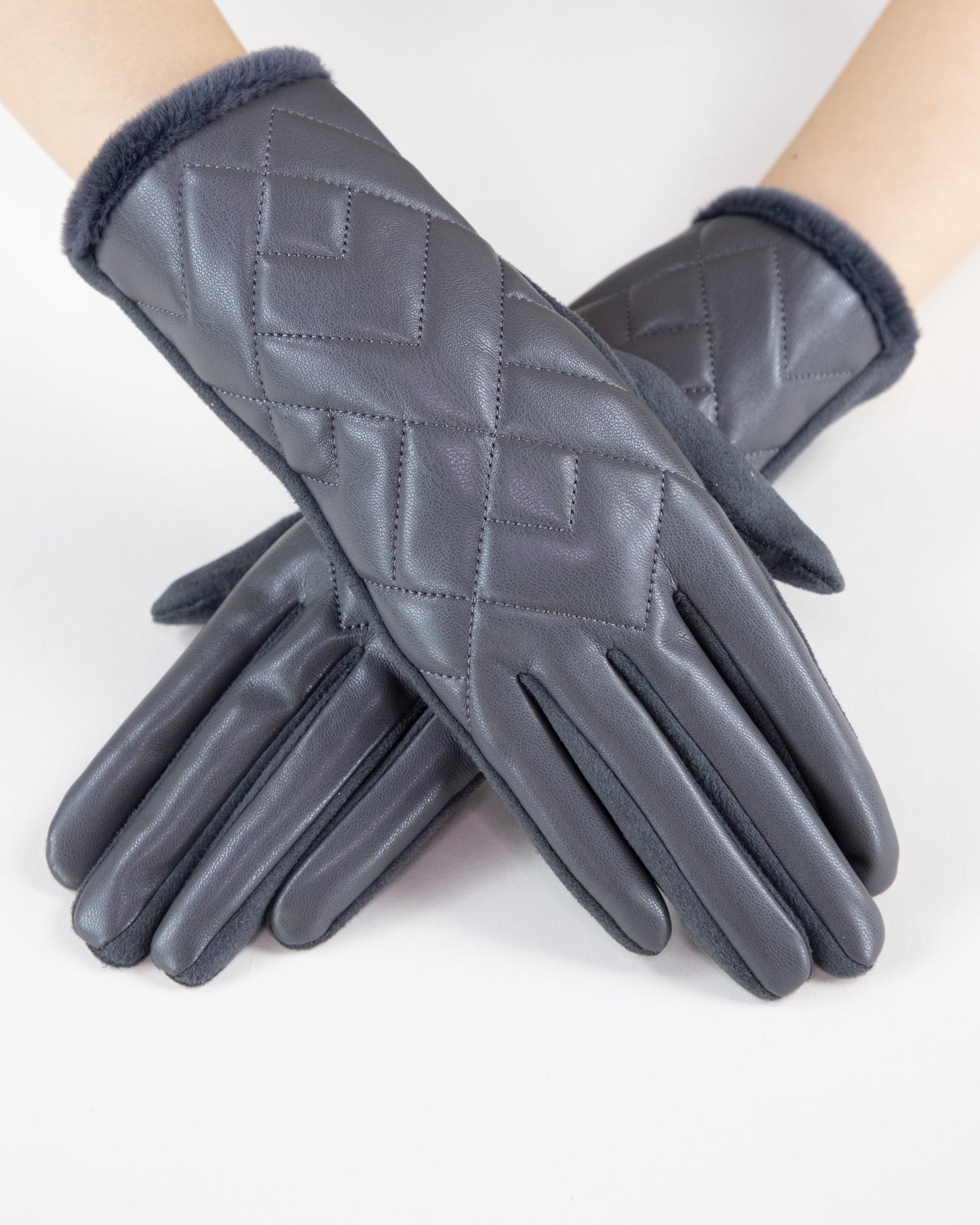 Diamond Quilted Faux Fur Edge Gloves (TS)