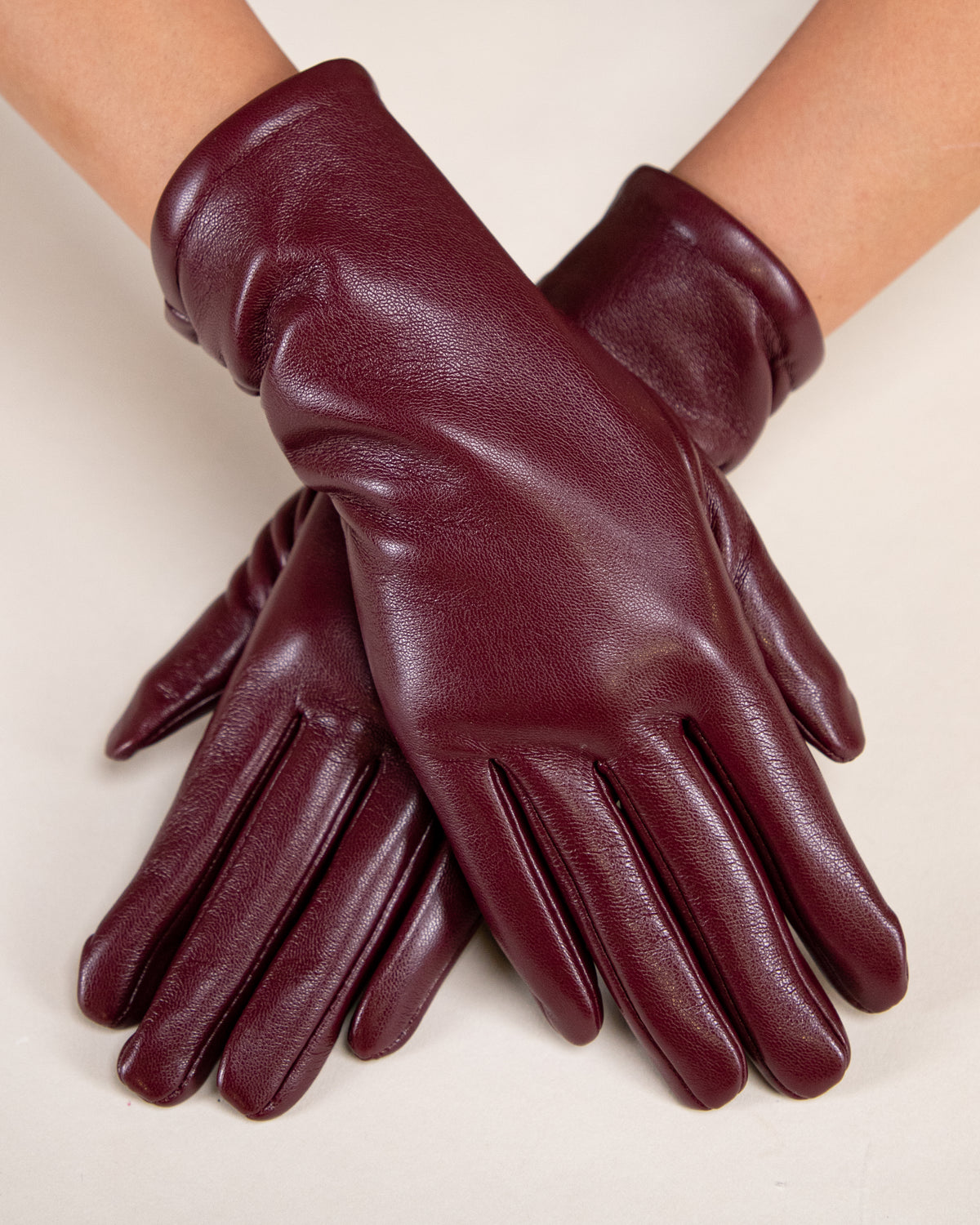 Soho Ruched Cuff Leatherette Gloves (TS)