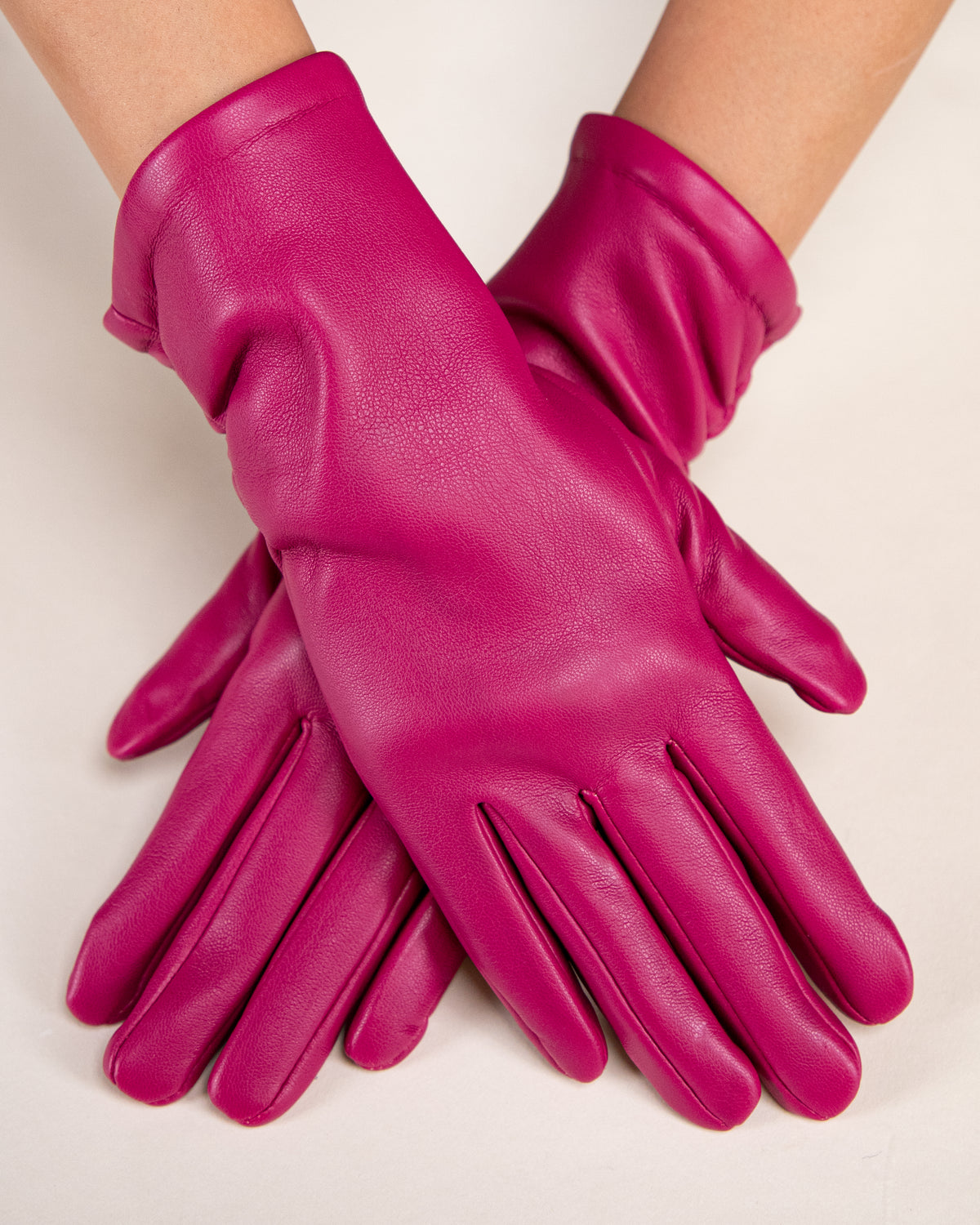 Soho Ruched Cuff Leatherette Gloves (TS)