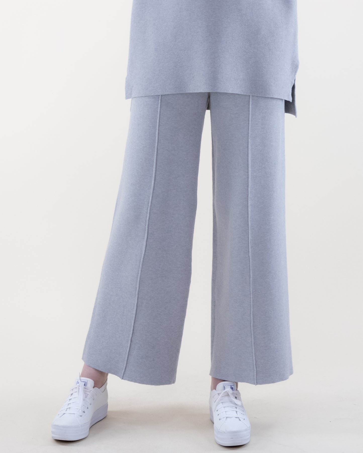 Casual Wide Leg Knitted Pants w/ Front Seam Detail