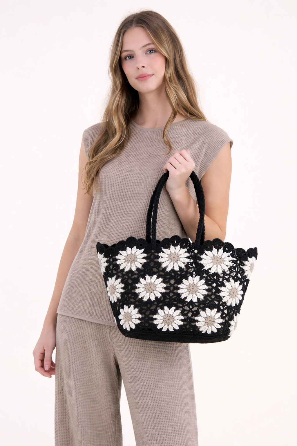 Hand Knitted Crochet Daisy Tote Bag